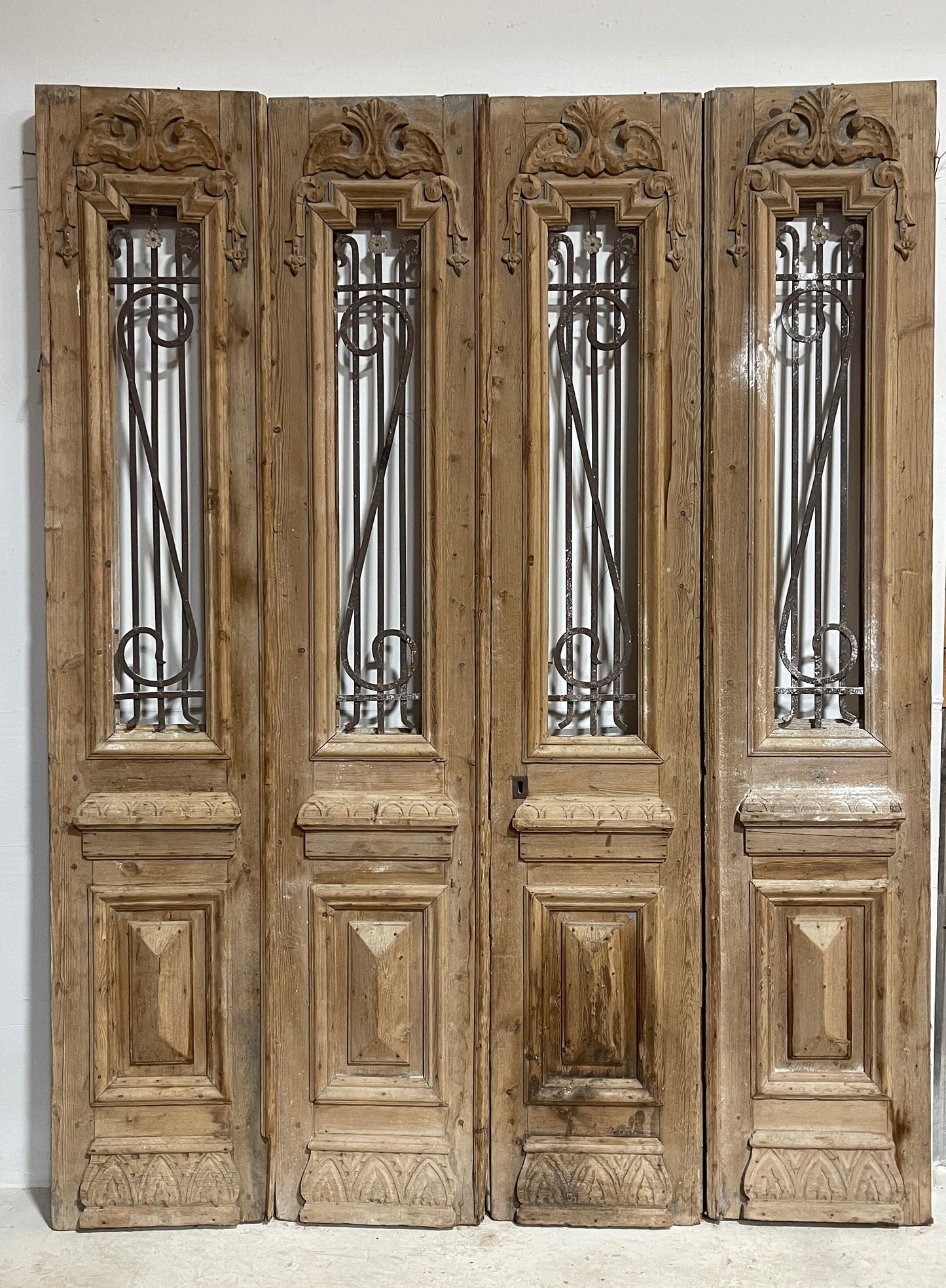 Antique French panel doors with metal (106x82.5) H0025s